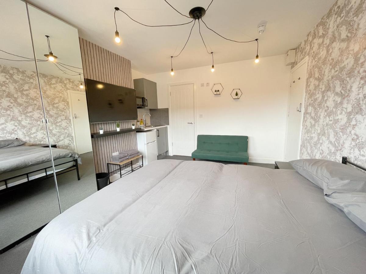 Cosy Bright Studio Apartment Close To Wembley Stadium Londres Extérieur photo